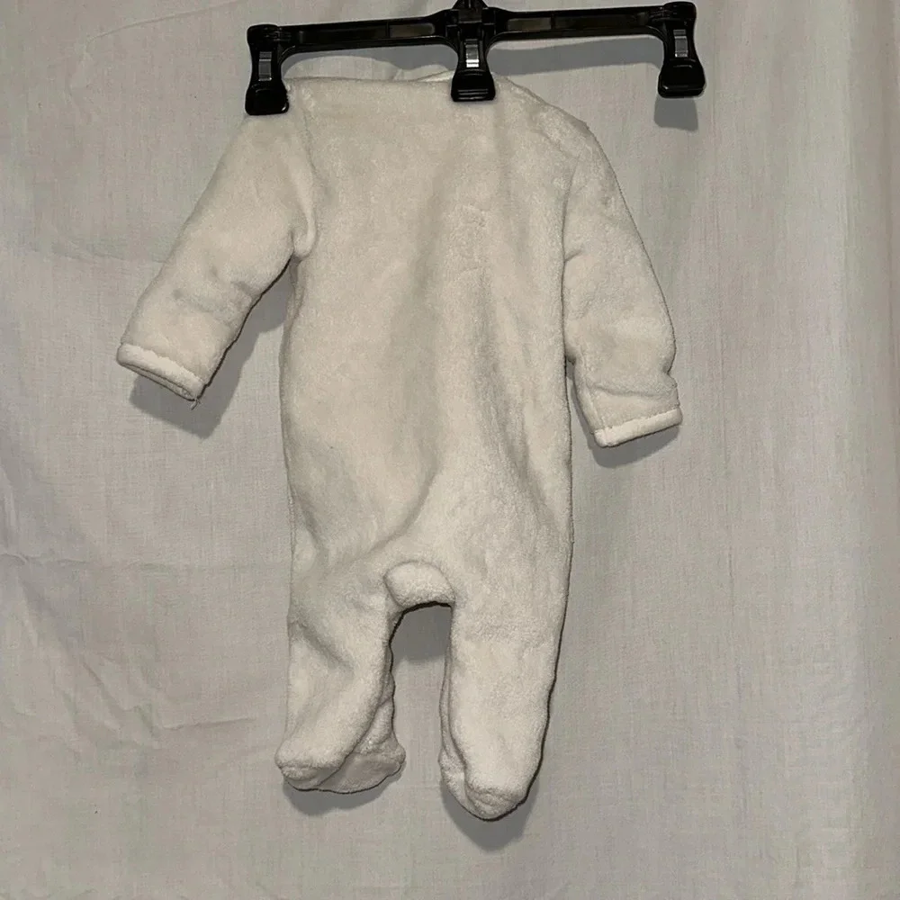 white bear embroidered Absorba zip up warm winter suit size 0-3 month